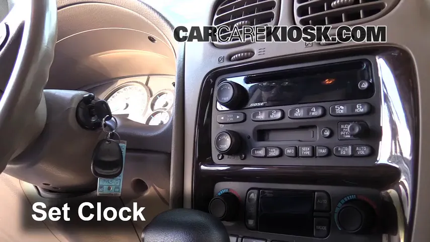 2004 Buick Rainier CXL Plus 4.2L 6 Cyl. Clock